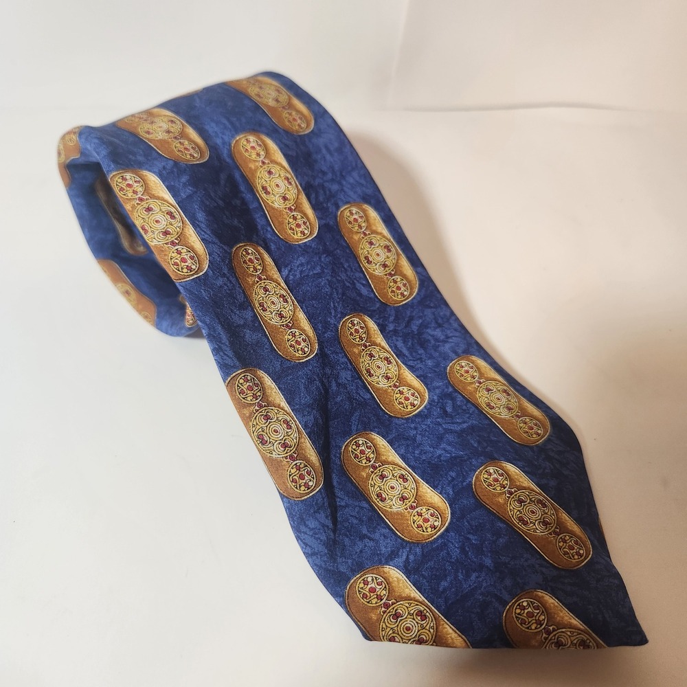 The British Museum 2000 Tie Rack Silk Tie Blue Gold Celtic Medallion Italy